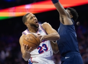 开云体育官网-雄鹿逆转青岛队，莫兰特关键制胜的简单介绍