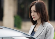 开云体育中国-萨卡单骑破局，哥伦比亚火力全开，多特蒙德防线遭遇战术性压制