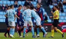 开云体育平台APP-拉齐奥客场逆转热那亚，领先积分榜的简单介绍