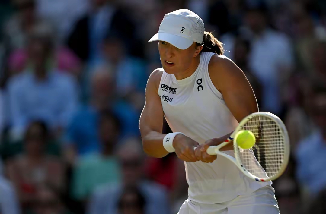 开云体育官方网站-包含温网绝杀戴维斯杯，西西帕斯关键制胜的词条