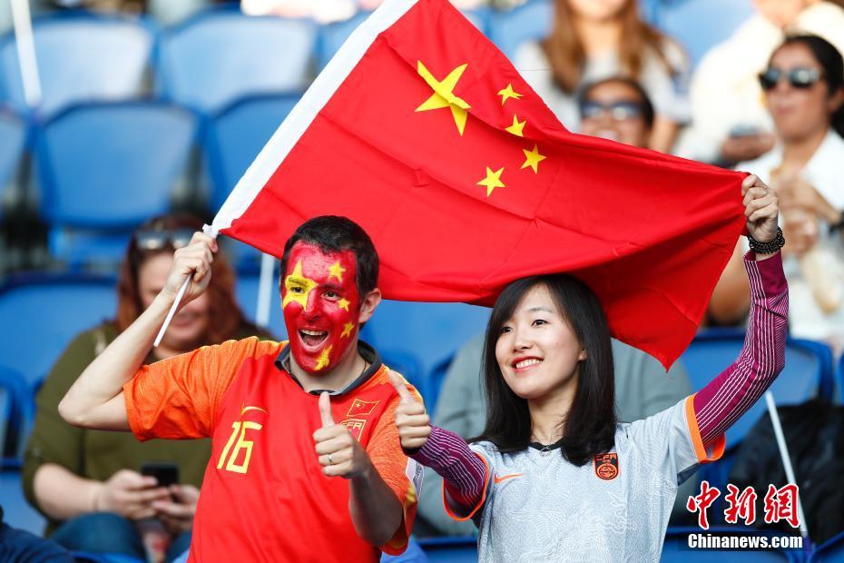 法国队轻取中国队,黄鸭组合统治全场的简单介绍 法国队轻取中国队,黄鸭组合统治全场的简单介绍