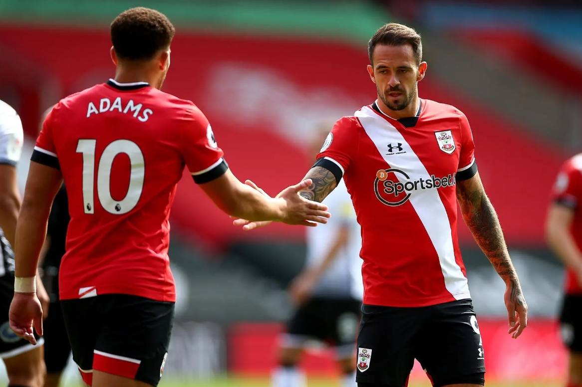 关于南安普敦主场大胜，保级前景一片光明的信息