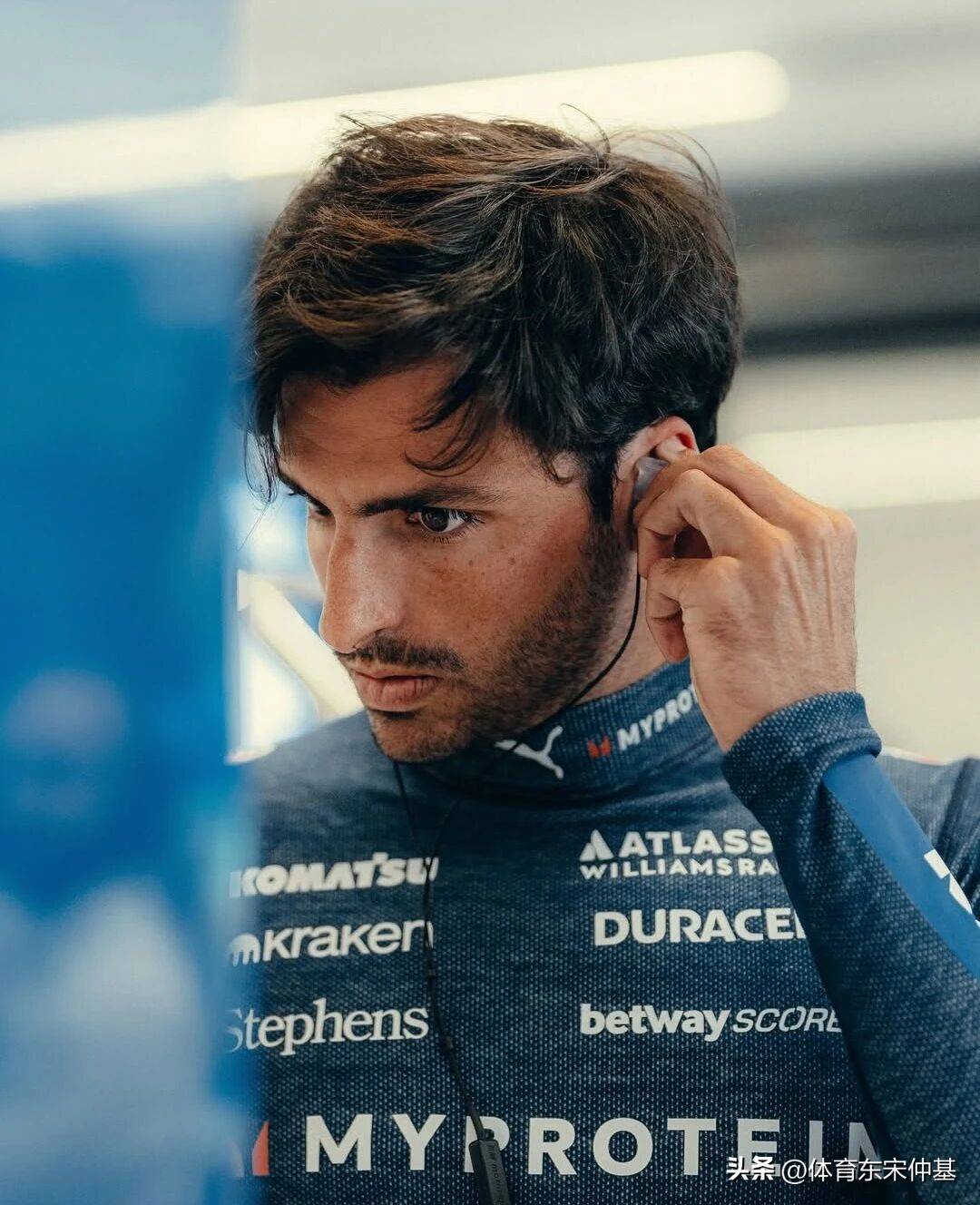 威廉姆斯横扫雷诺车队，塞恩斯扛起全队的简单介绍